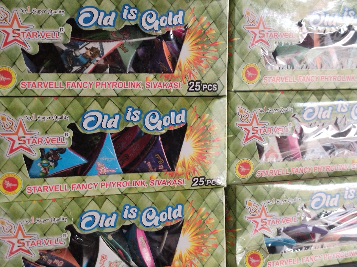 OLD IS GOLD COLOR BIJILY CRACKERS