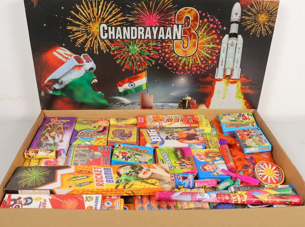 SKB _CHANDRAYAAN_ PACK - 50 ITEMS
