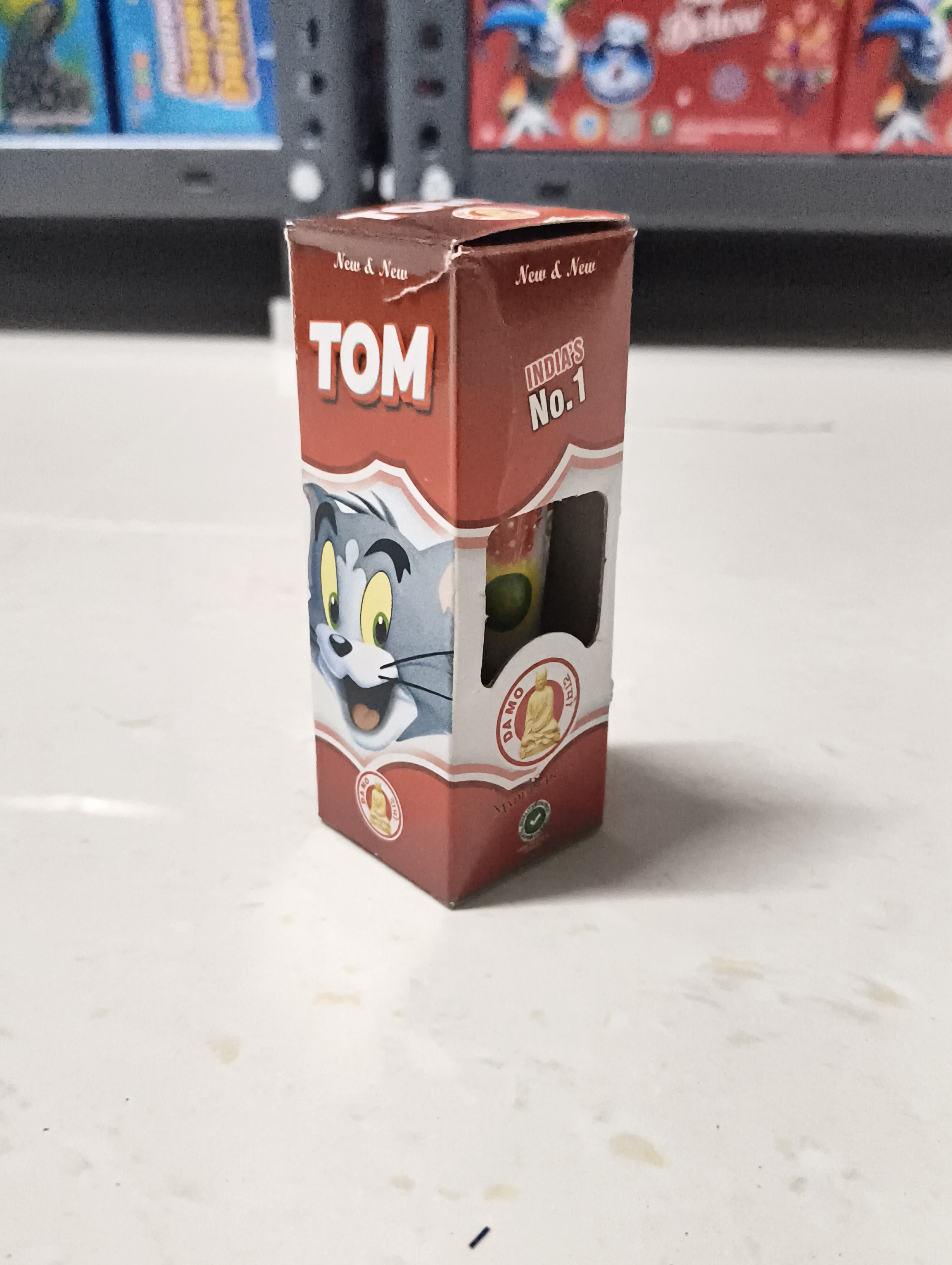 TOM AND JERRY 