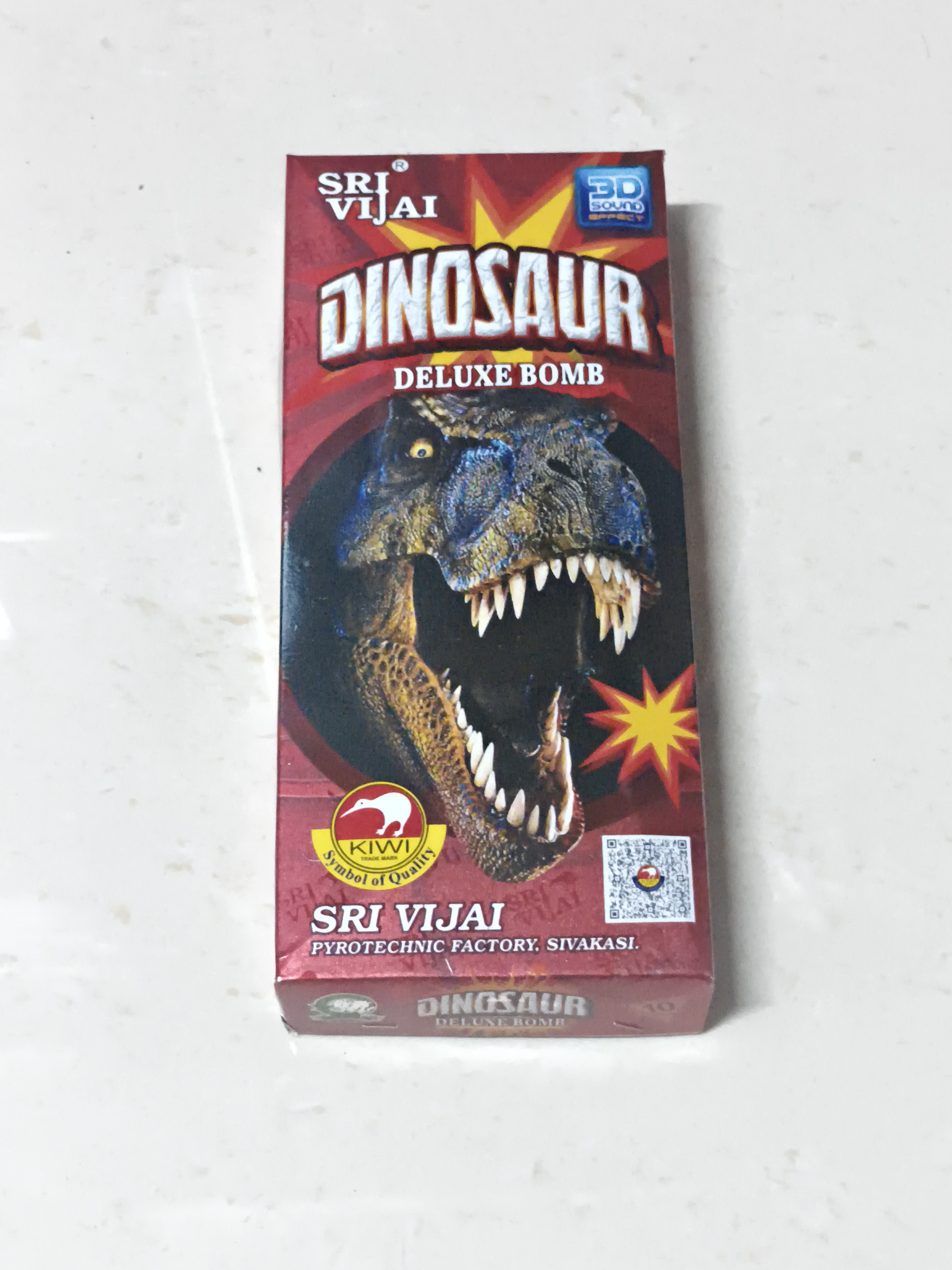 DINOSUR BOMB