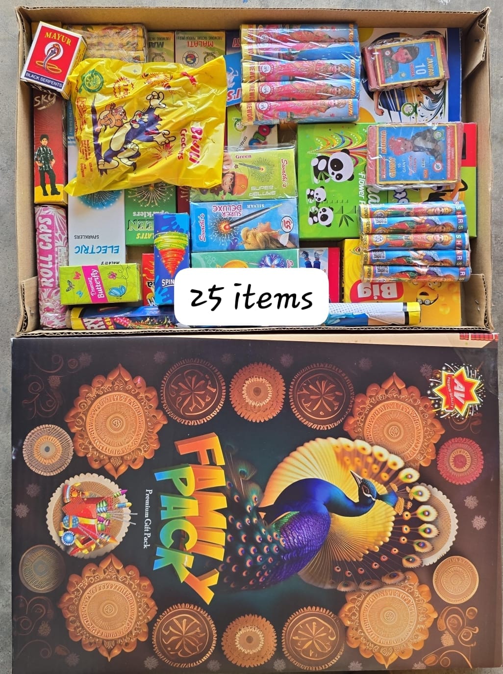 GIFT BOX 25 ITEMS